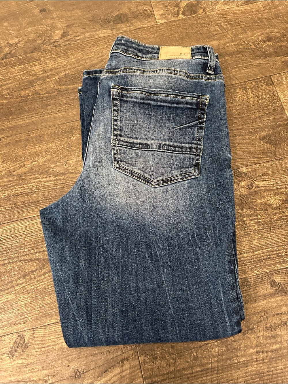 BKE Gabby Curvy Fit High Rise Cropped Bootcut Jeans Size 30